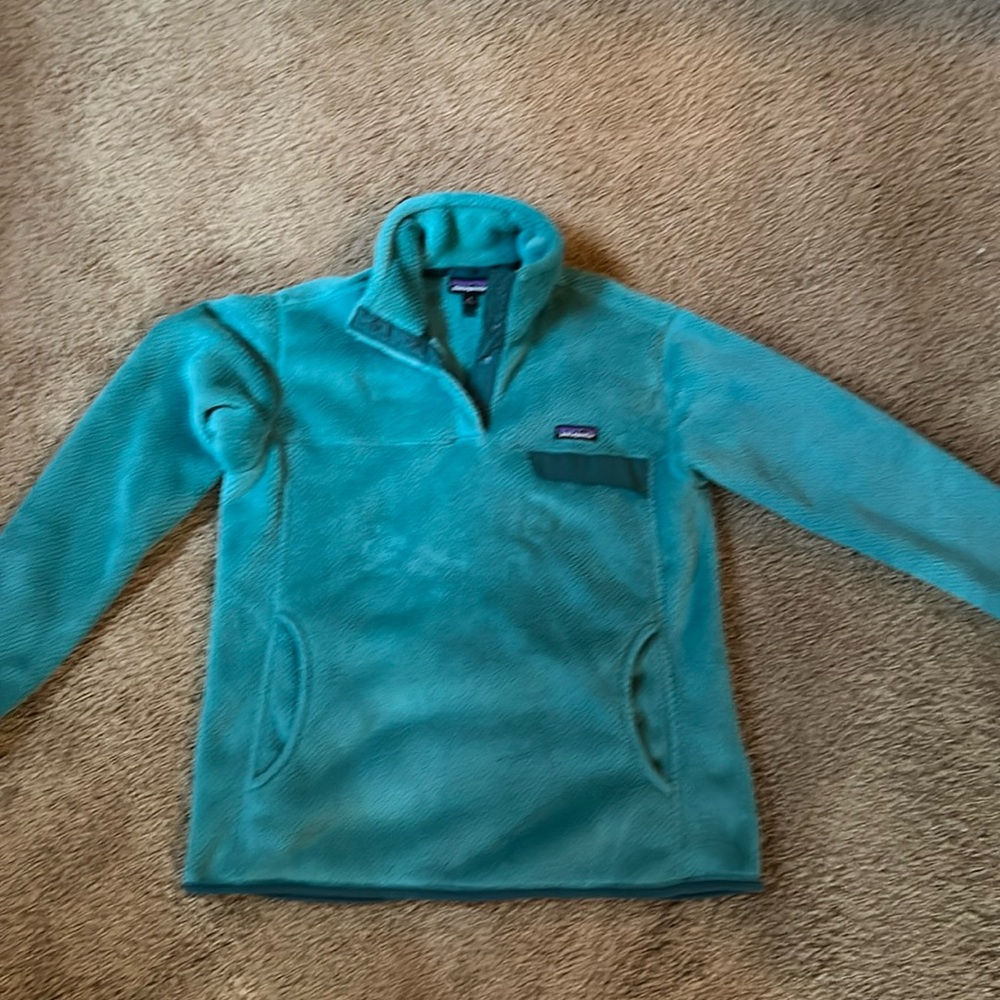 Womens Patagonia fleece top XL